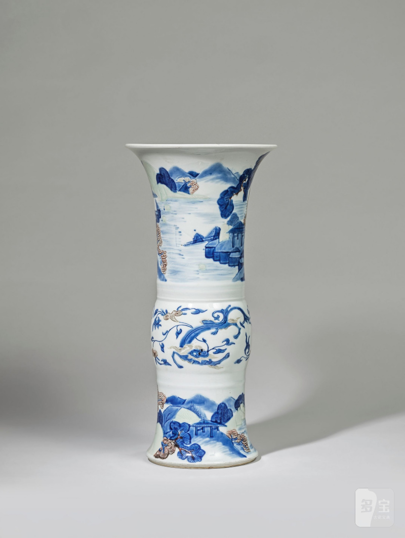 比利時顯赫私人藏品 | VASE CORNET EN PORCELAINE BLEU BLANC, CÉLADON ET ROUGE DE CUIVRE, GU - 图3